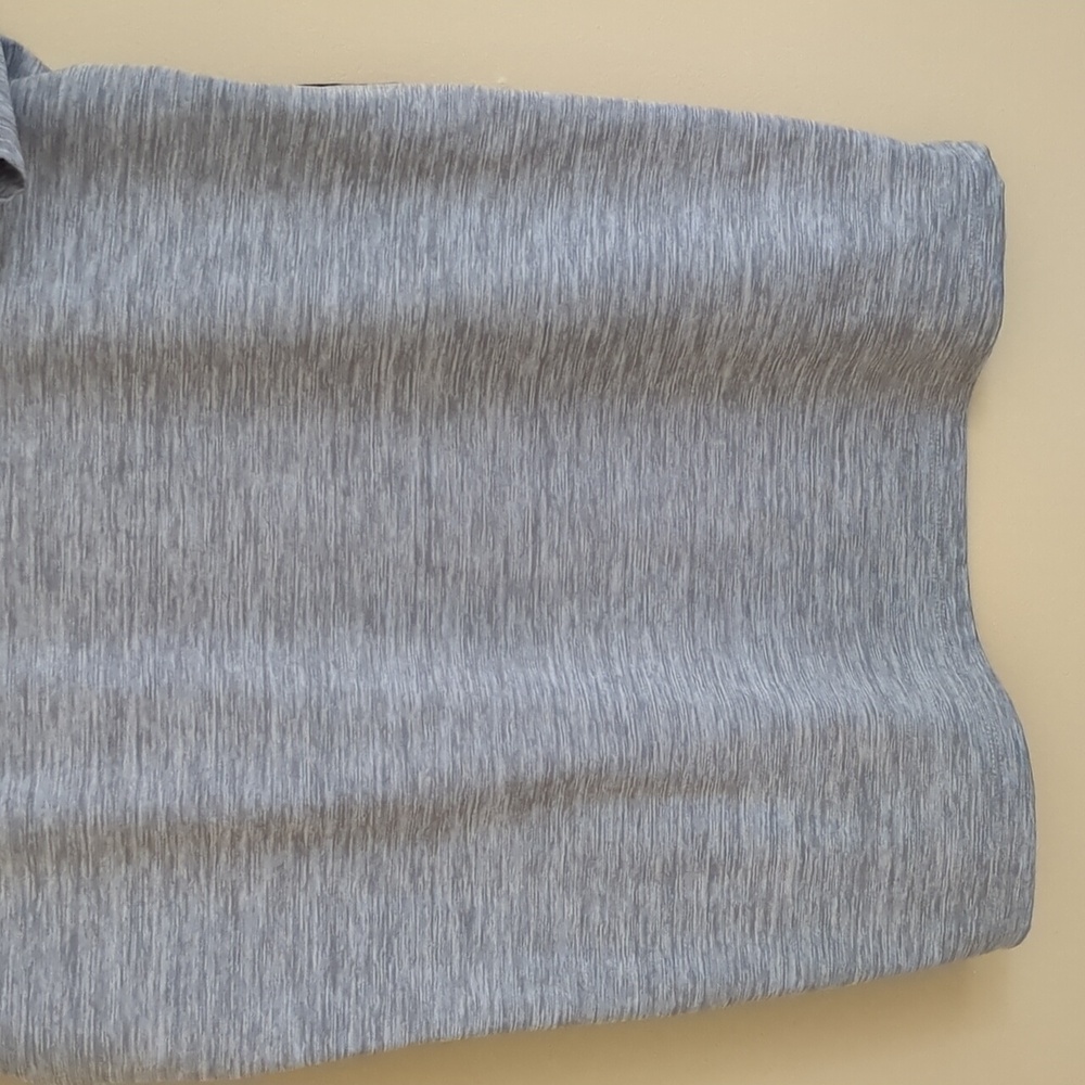 XL Real Essentials Gray Shirt - Picture 9 of 9